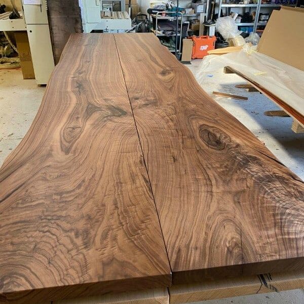 Plankebord Amerikansk Valnød 370x100-110 (Solgt)